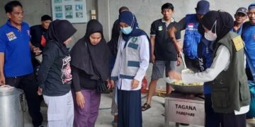 Pemkot Parepare Buka Dapur Umum Bagi Korban Banjir, Pastikan Makanan Sehat dan Aman