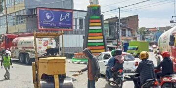 Respons Aspirasi Warga, Taufan Pawe Anggarkan Perbaikan Jalan Andi Sapada
