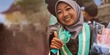 Wisudawati Terbaik FUAD IAIN Parepare Ini Ingin Belajar Terus Sampai Mati