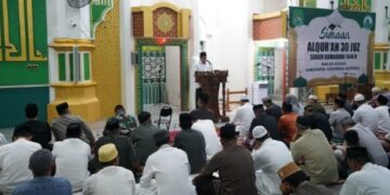 Bupati dan Forkopimda Sidrap Tarawih Perdana 1444 Hijriah di Masjid Agung