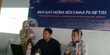 Adakan FGD, Prodi JI Undang Praktisi dan Perusahaan Media Rancang Kurikulum Baru