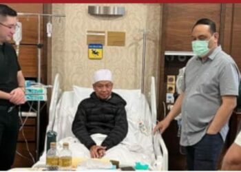 Ustaz Das'ad Latif kini masih terbaring lemah di rumah sakit di Singapura