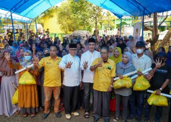 Taufan Pawe Perkenalkan Ketua Umum Partai Golkar sebagai Capres di Safari Ramadan Peduli Bulukumba