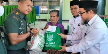 Kodim 1405 – Baznas Parepare Serahkan Zakat dan Paket Ramadan, Ada Lansia Berusia 100 Tahun Lebih