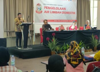 Ayman Adnan, Direktur IPAL Perumda Air Minum Kota Makassar, narasumber di Sosialisasi Peraturan Daerah Nomor 1 Tahun 2016 tentang Pengelolaan Air Limbah Domestik, di Royal Bay Hotel, Sabtu (29/4/2023)