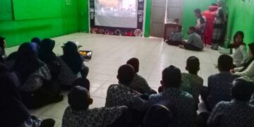 Meriahkan Hardiknas, Siswa SMPN 9 Parepare Nobar Film Perjuangan Sang Ayah