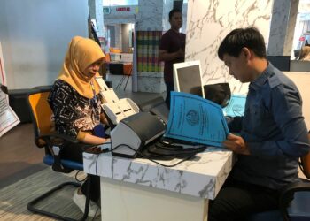 Kantor Imigrasi (Kanim) Kelas II TPI Parepare kembali melaksanakan pelayanan paspor di Mall Pelayanan Publik (MPP) Kabupaten Barru, Sulawesi Selatan, pada Rabu (10/5/2023)