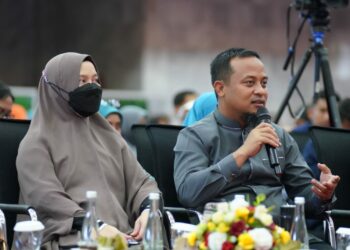 Gubernur Sulsel: Jangan Memarahi Ibu-ibu yang Membawa Anaknya ke Kantor