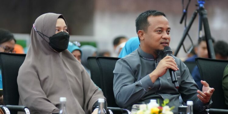 Talkshow Parenting "Peran Orang Tua dalam Pendidikan dan Karakter Anak" yang dilaksanakan di Ruang Pola Kantor Gubernur Sulsel, Ahad (14/5/2023)