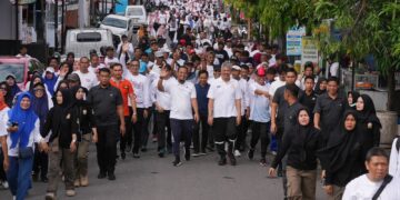 Gubernur Sulsel Jalan Anti Mager Bersama 30 Ribu Masyarakat di Pinrang