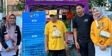 Ilham Arief Sirajuddin Terkesan Booth Teknik Industri UMI di  Car Free Day Panakkukang