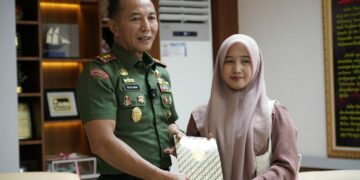Gadis Cantik Pemanggul Semen di Pinrang Bertemu Pangdam