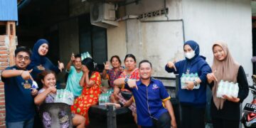 Caleg Partai NasDem Bagikan Ratusan Minuman, Jelang Iduladha 