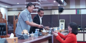 Rapat Paripurna DPRD Sulsel, PJ Sekda Sampaikan Tiga Ranperda Pendapat Gubernur