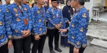 Taufan Pawe Jadi Inspektur Upacara di Hari Kesadaran Nasional
