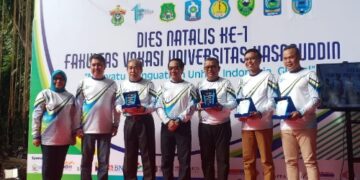 Dies Natalis I Fakultas Vokasi Unhas, Bupati Sidrap Terima Dua Penghargaan