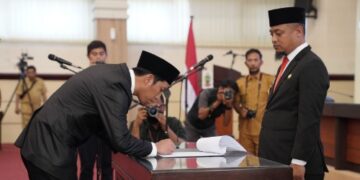 Guru Besar Unhas Sebut Gubernur Sulsel Terbuka dan Pemimpin Perubahan