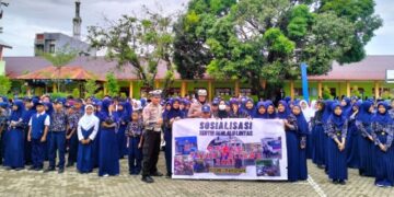 Siswa UPTD SMP Negeri 1 Parepare Dilatih Disiplin Berlalulintas