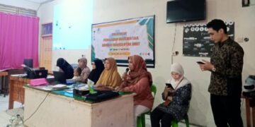 PkM di SMA Negeri 1 Parepare, Tim ITH Bagikan Trik dan Tips Kerjakan Soal Penalaran Matematika
