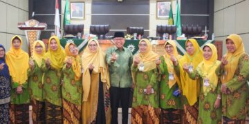 Taufan Pawe Sanjung Erna Rasyid di Musda Muhammadiyah dan Aisyiyah