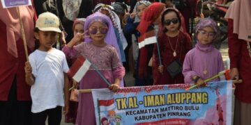 Digelar Pemkab Pinrang, Lucu dan Menggemaskannya Tingkah Anak TK dan Paud Saat Ikuti Karnaval
