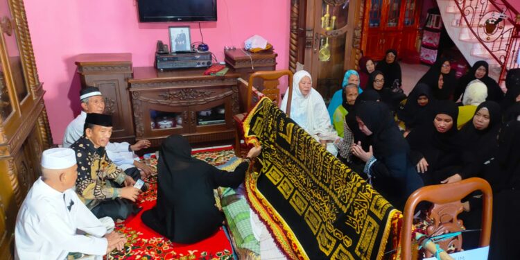 Suasana duka di Jalan Ambo Dondi, Kabupaten Pinrang, Rabu (2/8/2023)