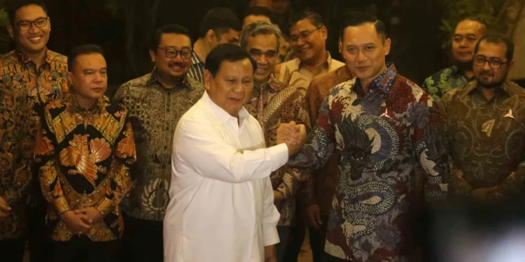 Ketua Umum Partai Demokrat Agus Harimurti Yudhoyono (AHY) menitipkan agenda perubahan dan perbaikan kepada bakal calon presiden Prabowo Subianto