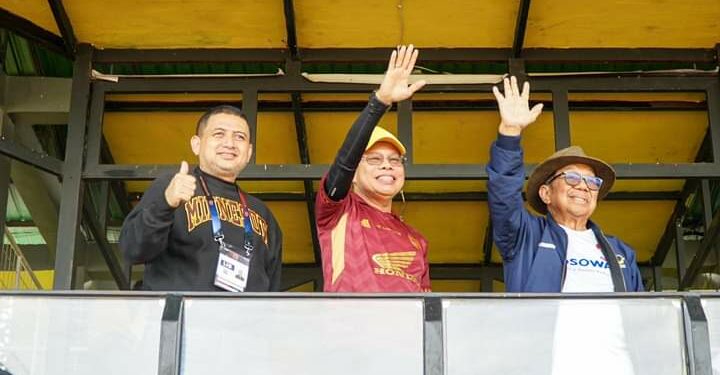 Pertandingan PSM melawan Barito Putera disaksikan langsung oleh Wali Kota Parepare, Taufan Pawe (TP) yang hadir bersama Founder Bosowa Group sekaligus Owner PSM Aksa Mahmud dan Komisaris Utama PSM Munafri Arifuddin alias Appi di Stadion GBH