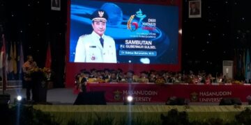 Hadiri Dies Natalis ke-67, Bahtiar Sebut Mungkin Gegara Tulisan Unhas Dikasih Pj Gubernur