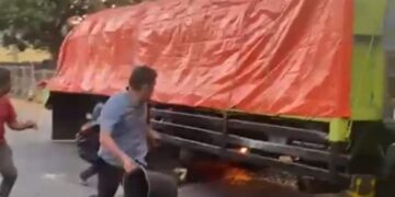 Mobil Truk di Sidrap Nyaris Terbakar, Kasat Intelkam Ikut Turun Tangan