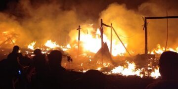 Rumah dan Gudang Mebel Terbakar di Pinrang