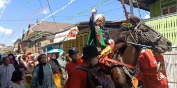 Pengkhatam Qur’an di Lero Diarak Keliling Kampung dengan Sayyang Pattu’du