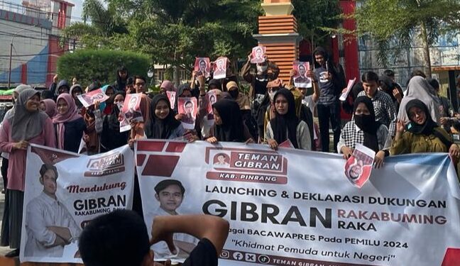 Relawan Teman Gibran Kabupaten Pinrang, Sulawesi Selatan (Sulsel) mendukung Gibran Rakabuming Raka sebagai Cawapres pada Pemilihan Presiden (Pilpres) 2024