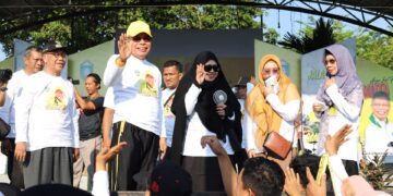 Jalan Sehat Pelepasan Sang Visioner, Taufan Pawe Sumbang Gaji Pribadi untuk Hadiah Umrah