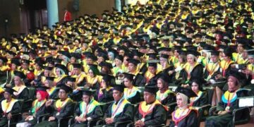 Unhas Wisuda 1.303 Lulusan, Kedokteran Terbanyak