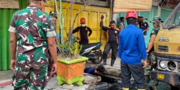 Antisipasi Banjir di Lakessi, Pemkot Parepare Bersihkan Drainase