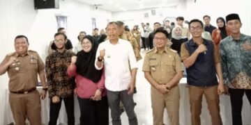 Hadiri Bimtek Disporapar, Pj Wali Kota Dorong Pemuda Parepare Tidak Kecil Hati
