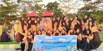 PIAUD IAIN Parepare Kembangkan Kreativitas Anak di Taman Bermain Masjid Terapung