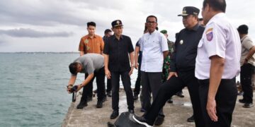 Kunjungan ke Takalar, Bahtiar Tinjau Stasiun Pasang Surut Air Laut Pendeteksi Dini Tsunami