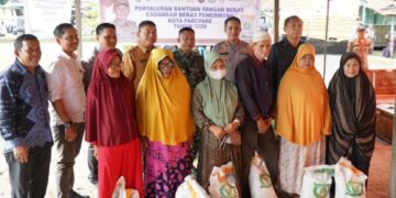 Pj Wali Kota Serahkan Rastra, Sebut Pastikan Program Tetap Lanjut