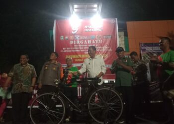 Pj Wali Kota Parepare, Akbar Ali membuka kegiatan Kospi, Sabtu, (24/2/2024) malam. (Foto: Artikel News)