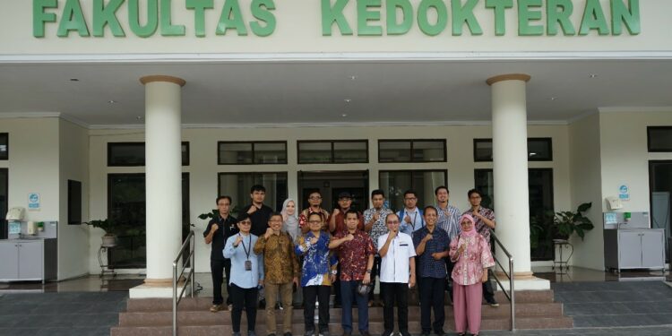 Delapan orang dokter calon dosen Unsulbar itu akan mengikuti perkuliahan di sekolah pascasarjana Unhas pada Jurusan Biomedik