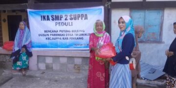 IKA SMPN 2 Suppa Bantu Korban Angin Puting Beliung