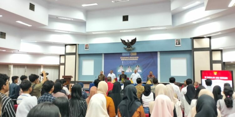 Dies Natalis Fakultas Ilmu Sosial dan Ilmu Politik (Fisip) Universitas Hasanuddin (Unhas)  menggelar Sharing Session Kepala Daerah di Aula LPPM Unhas, Senin (13/5/2024).