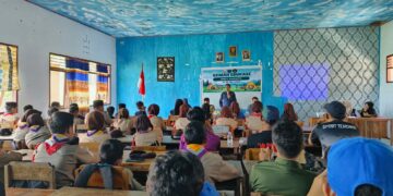 Ikut Kemah Edukasi SMKN 5 Jeneponto, Siswa SMPN Belajar Kendalikan Lampu Pakai Android