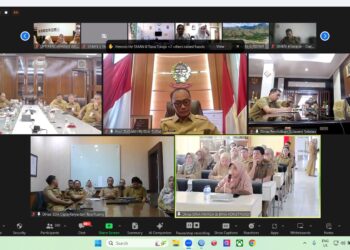 Penjabat Gubernur Sulsel, Prof Zudan Arif Fakrulloh, memimpin rapat virtual bersama Organisasi Perangkat Daerah (OPD) lingkup Pemprov Sulsel, Selasa, (21/5/2024). (Foto: Humas Pemprov Sulsel)