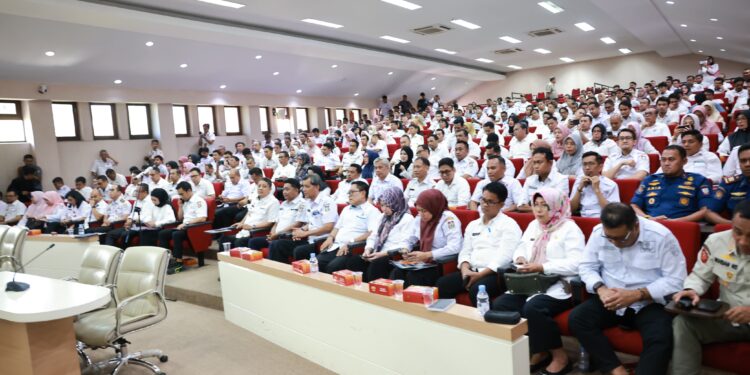 Wali Kota Makassar Moh Ramdhan Pomanto dan jajaran SKPD Pemkot Makassar menggelar Rapat Koordinasi Lingkup OPD di Kantor Balaikota, Rabu, (19/6/2024)