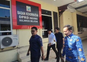 Badan Kehormatan (BK) DPRD Provinsi Sulawesi Selatan terus bergerak memproses dugaan pelanggaran aturan seleksi Calon Anggota Komisi Penyiaran Indonesia Daerah (KPID) dan Komisi Informasi (KI)