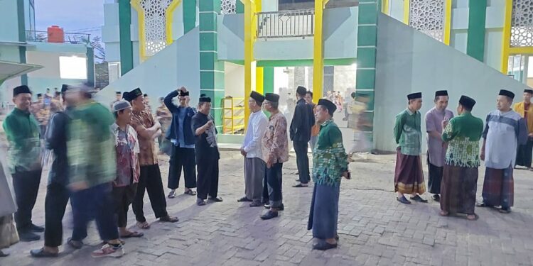 Mudir Pesantren Muhammadiyah se-Sulawesi Selatan mengikuti Uji Publik Instrumen Akreditasi Pesantren Muhammadiyah di Kampus Pesantren Muhammadiyah Darul Arqam Gombara, bakda subuh, Sabtu (29/6/2024)
