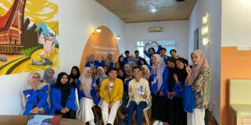Mahasiswa Unismuh Eksplorasi Praktik Public Relations di Nutrihub Makassar